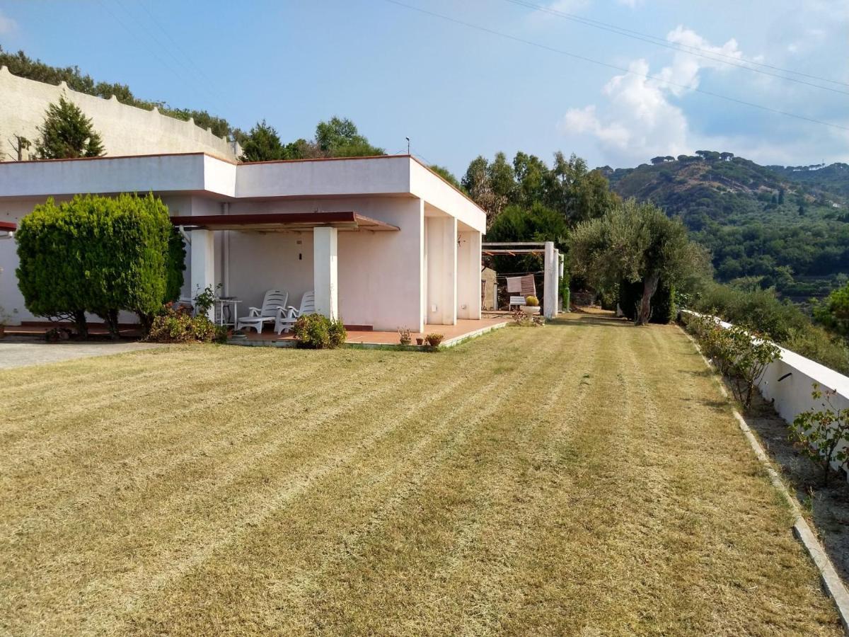 Casa Scirocco Villa Messina Buitenkant foto