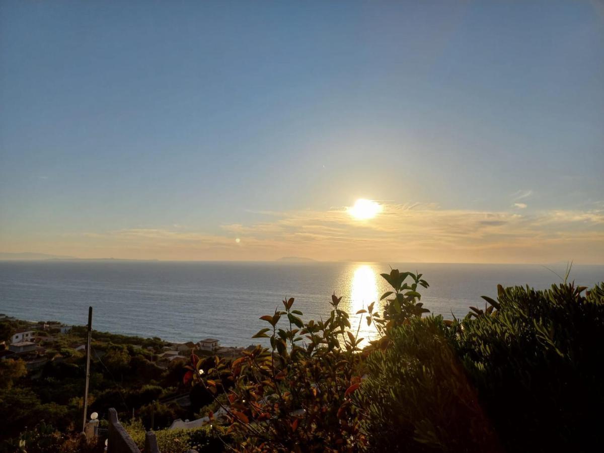 Casa Scirocco Villa Messina Buitenkant foto