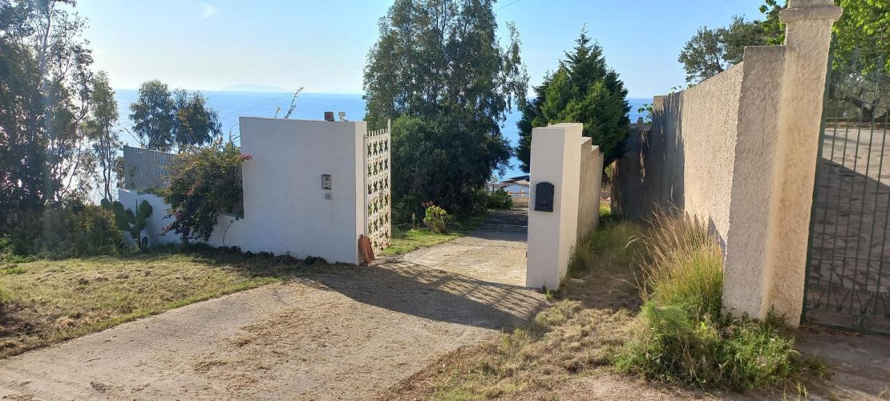 Casa Scirocco Villa Messina Buitenkant foto
